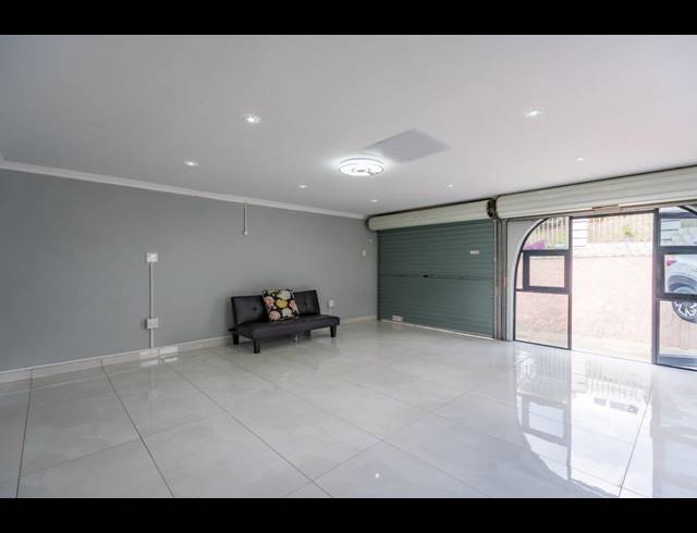 4 BEDROOM HOUSE FOR SALE IN WESTVILLE